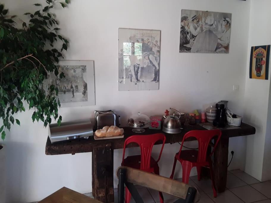 La Suite De Garlone Aujargues Dış mekan fotoğraf